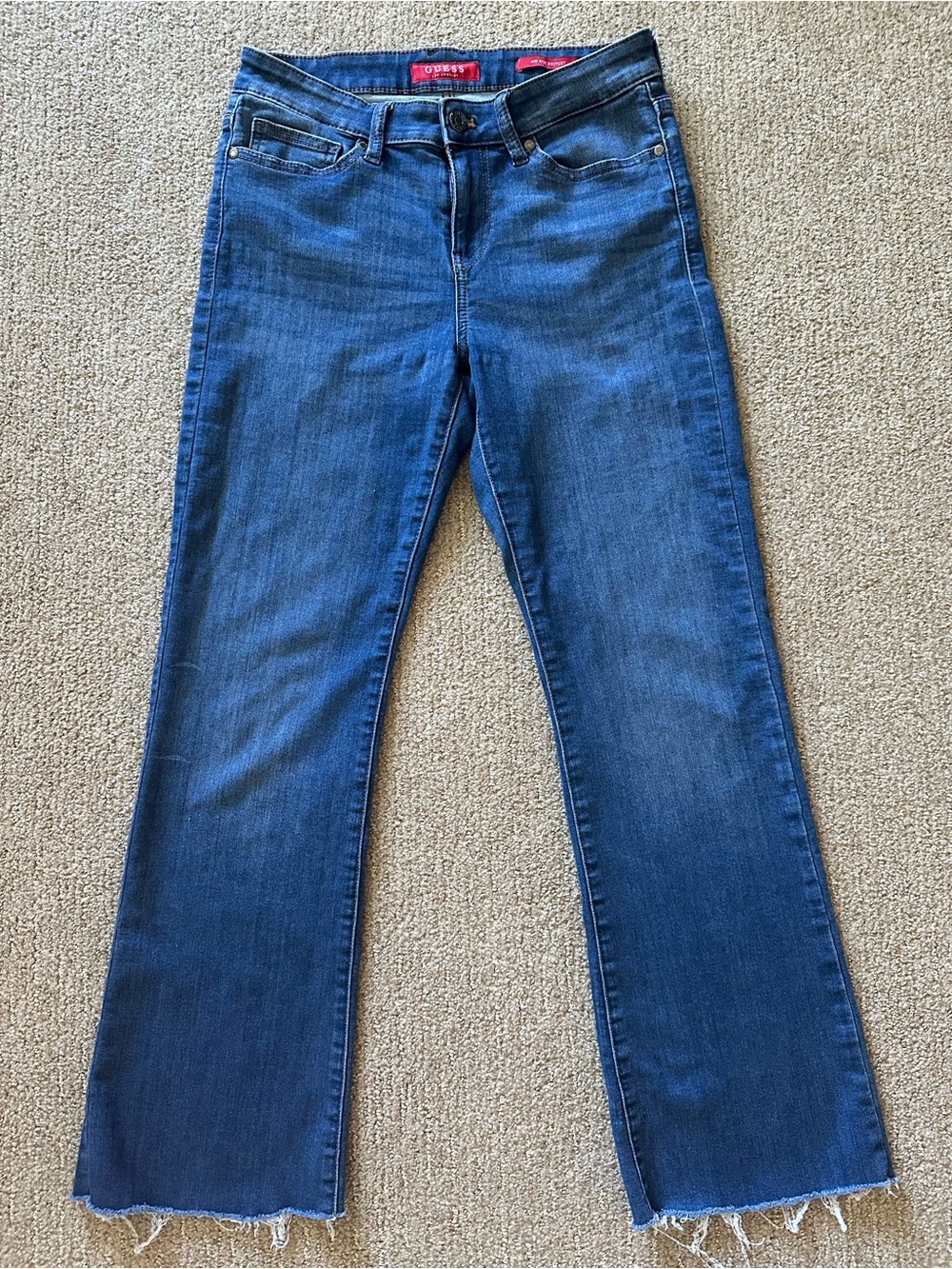Guess Mid Rise Bootcut Jeans Raw Hem Y2K Boho Chic Medium Wash Denim Size 29